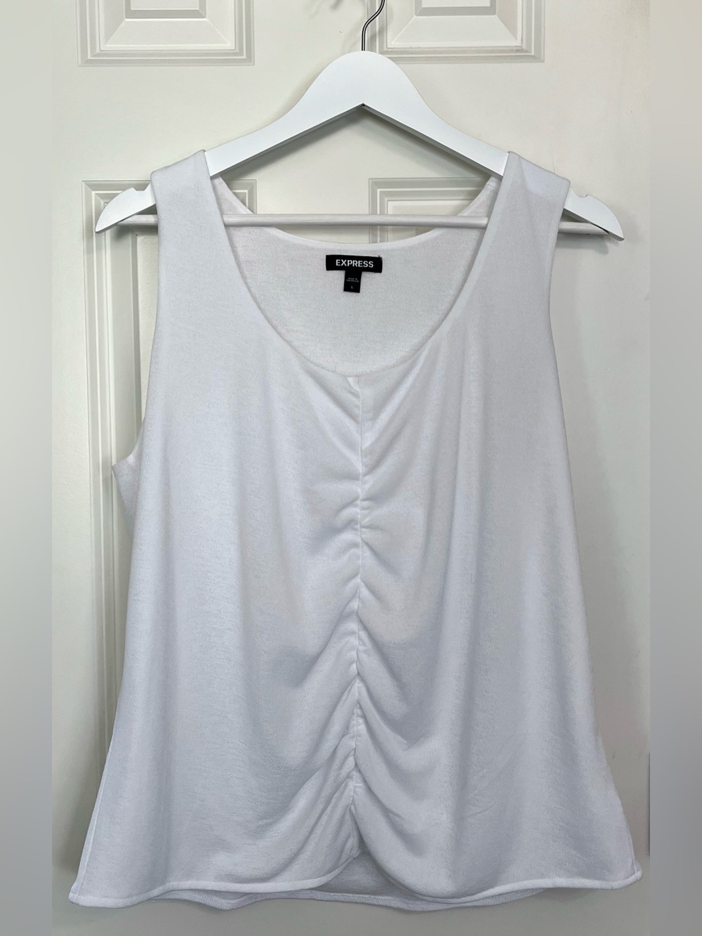 Express Ruched Center Sleeveless Blouse